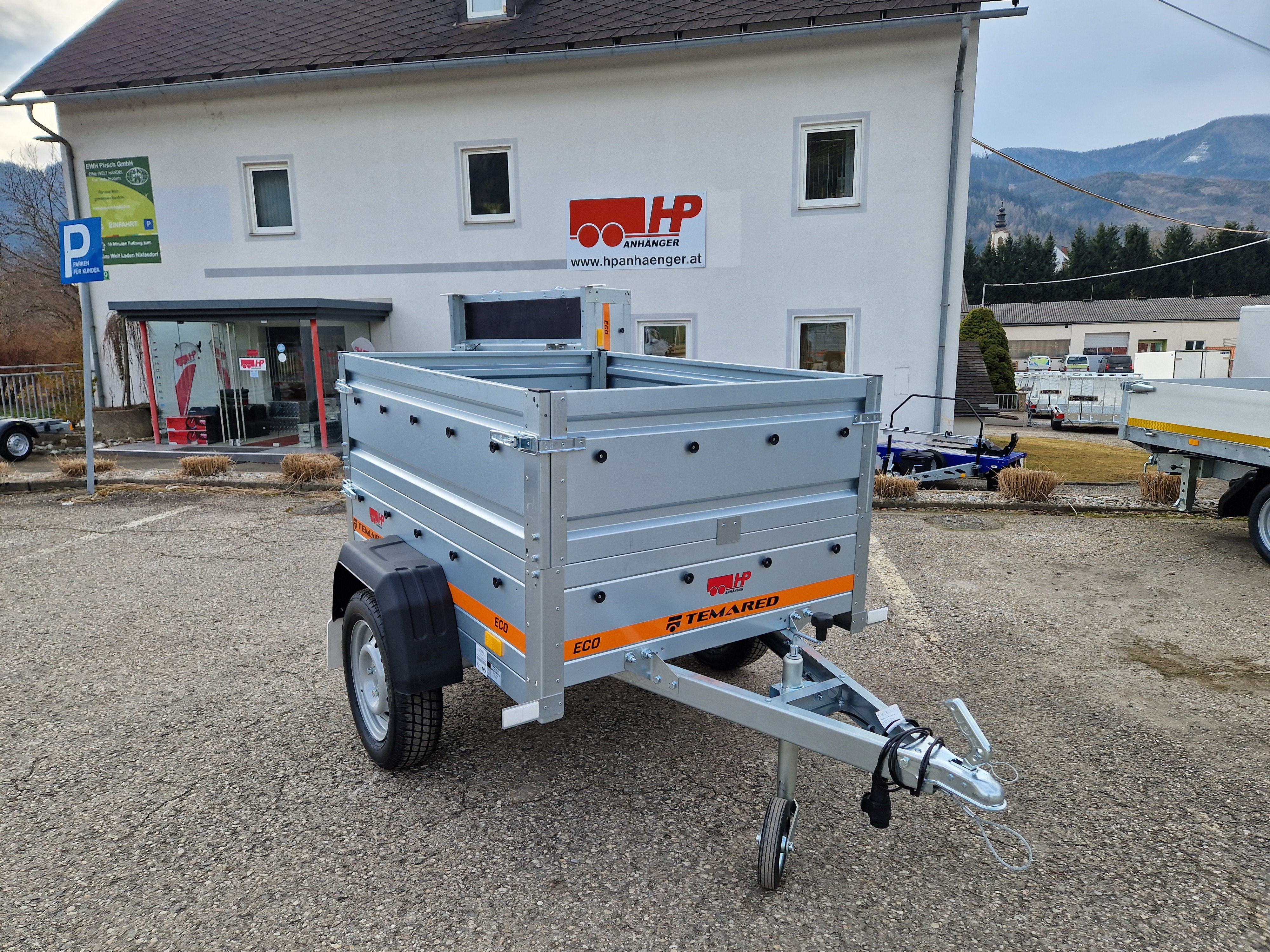 PKW-Anhänger, Autoanhänger HP 150 U Set, 750 kg ungebremst, 1470 x 1060 x 300 mm im Set mit Aufsatzwände und Flachplane 